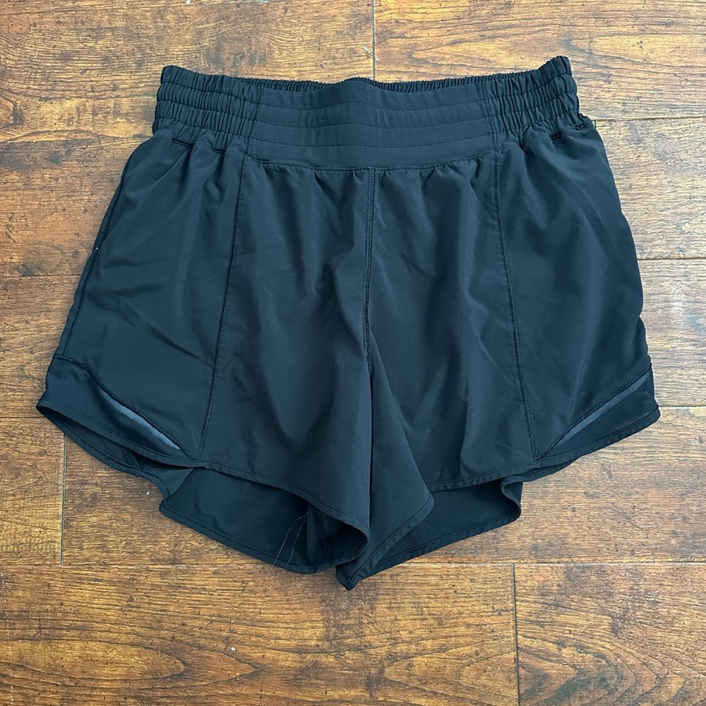 Lululemon hotty hot short